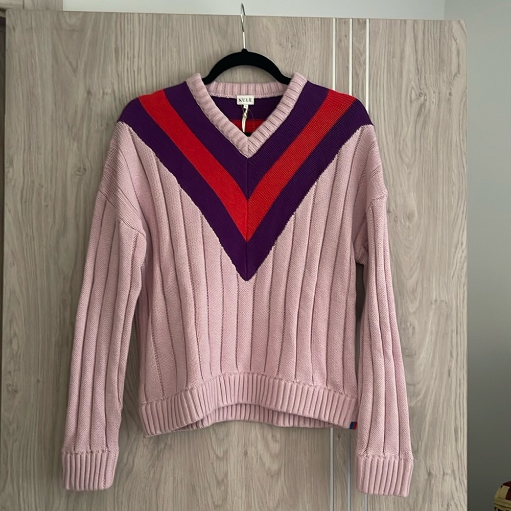Kule size small pink sweater